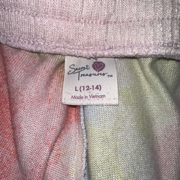 Two piece pajama set - Picture 3 of 4